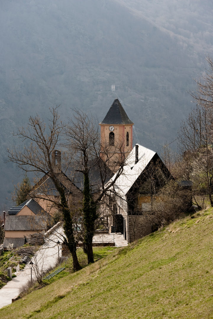 Pyrenees, Cadaval & Solà-Morales Cadaval & Solà-Morales Nowoczesne domy