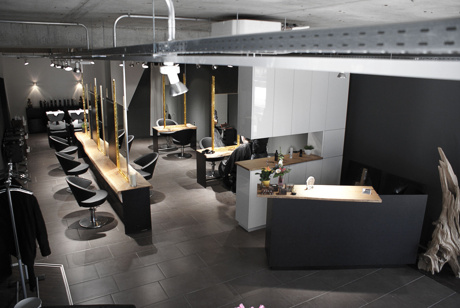 Friseursalon - KARMA, hysenbergh GmbH | Raumkonzepte Duesseldorf hysenbergh GmbH | Raumkonzepte Duesseldorf