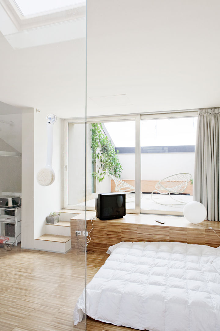 4 amici | 4 lofts, roberto murgia architetto roberto murgia architetto 인더스트리얼 침실