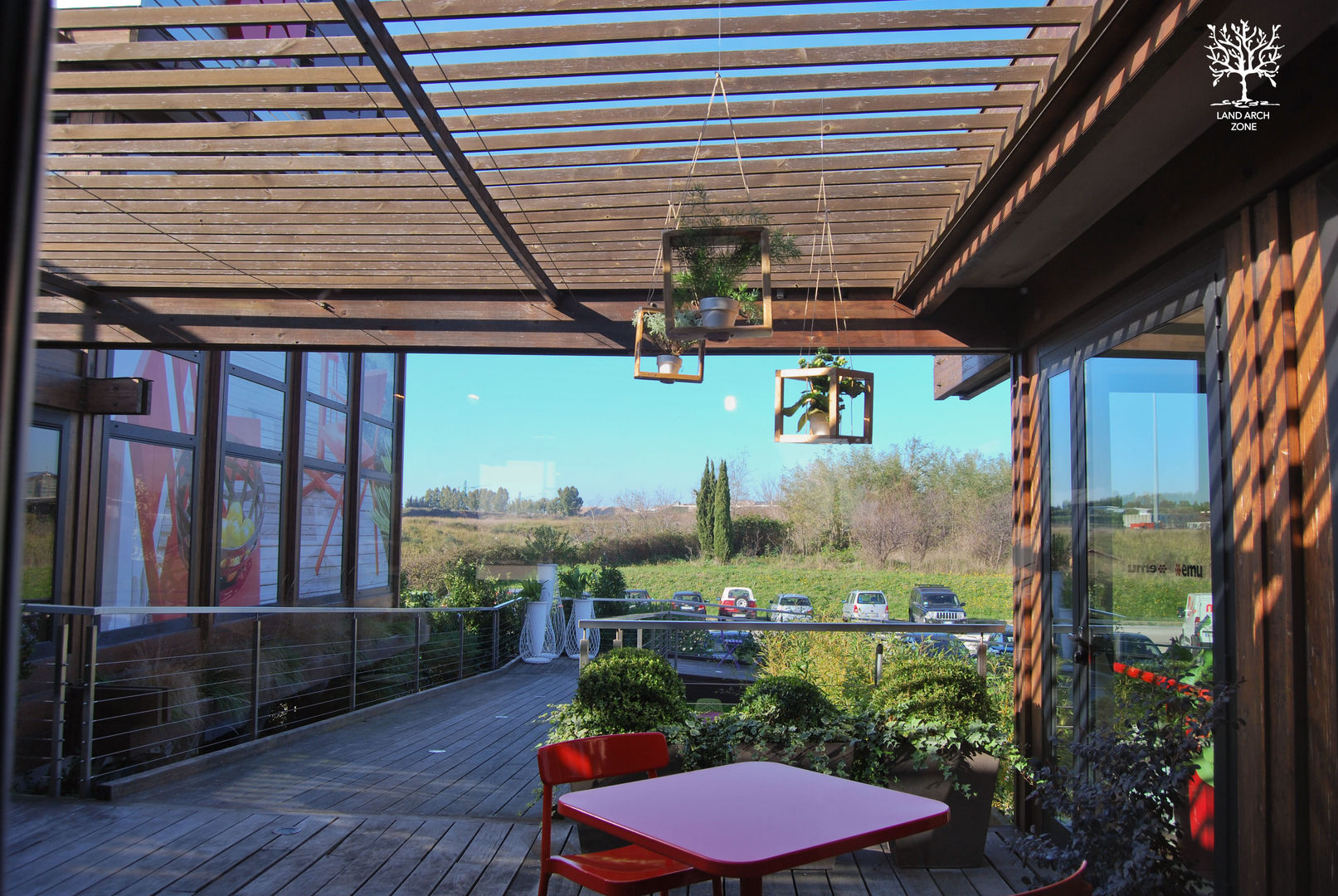 Pop Garden, Land Arch Zone Land Arch Zone Balcone, Veranda & Terrazza in stile industriale Accessori & Decorazioni