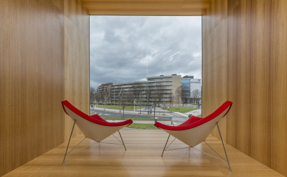 Centro Carlos Santamaría: Biblioteca y Centro de Datos Avanzados, JAAM sociedad de arquitectura JAAM sociedad de arquitectura Bedrijfsruimten Scholen