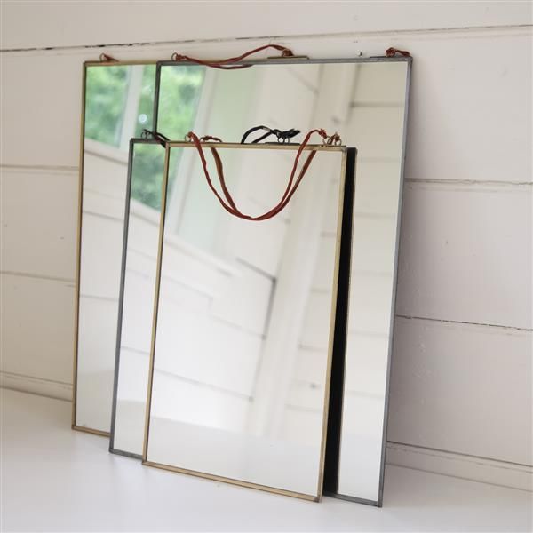 Kiko brass mirror homify Phòng thay đồ phong cách chiết trung Mirrors