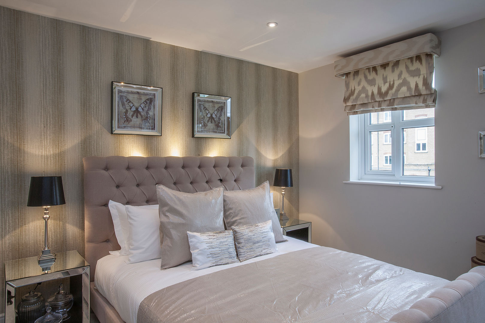 Bedroom _ Canary Wharf, Millennium Interior Designers Millennium Interior Designers Dormitorios de estilo clásico