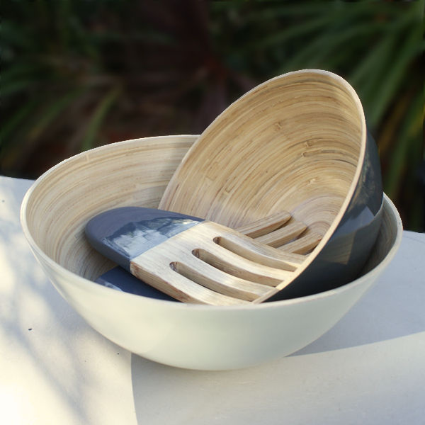 Cravina set of bamboo bowls homify Cocinas modernas: Ideas, imágenes y decoración Cristalería, vajilla y cubiertos