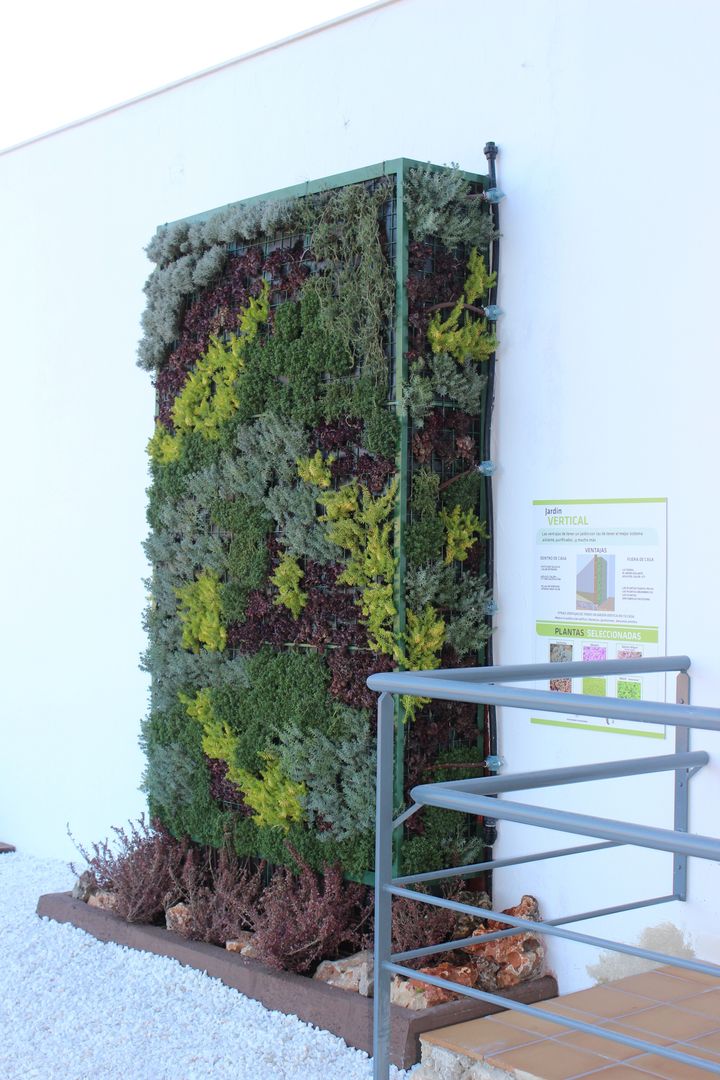 JARDINES VERTICALES, VIVSA. VIVIENDA SANA VIVSA. VIVIENDA SANA Binnentuin Binnenbeplanting