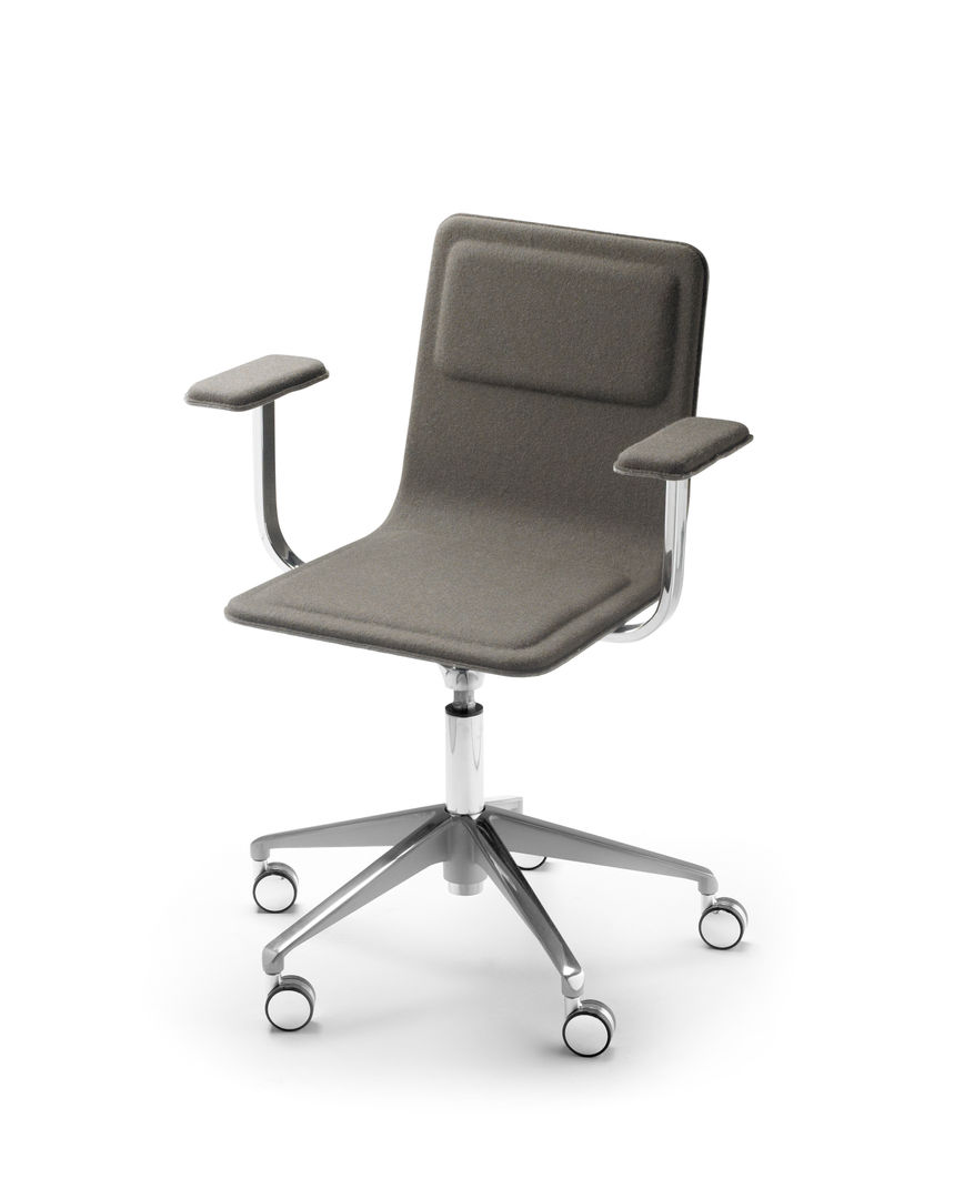 Laia Desk Chairs homify Domowe biuro i gabinet Krzesła