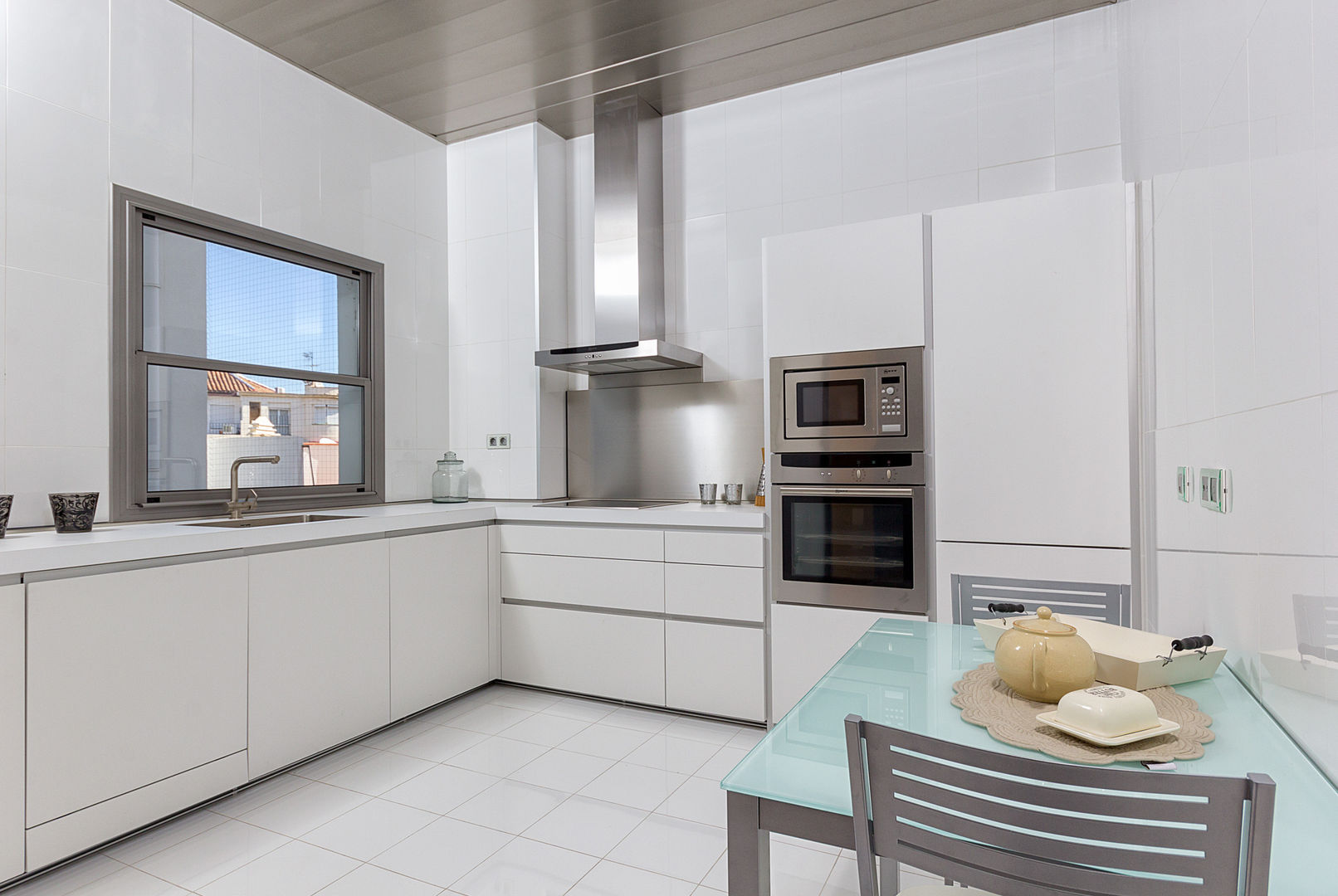 Apartamento lujo en centro de Málaga, Espacios y Luz Fotografía Espacios y Luz Fotografía Modern kitchen