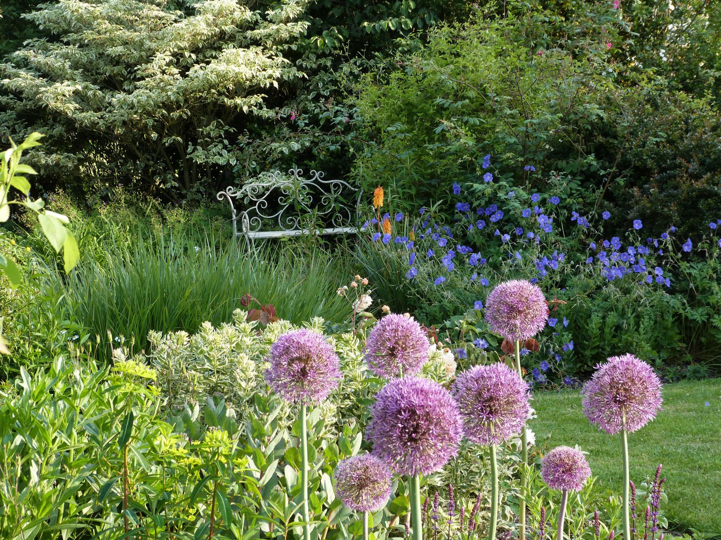 Jardins de Campagne, Landscapes & Cie Landscapes & Cie Jardines de estilo clásico