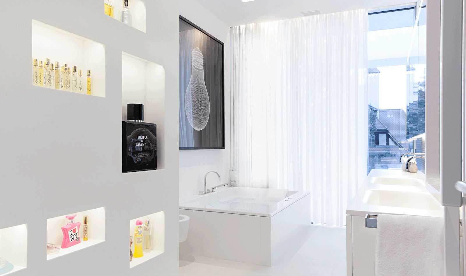 Casa M, monovolume architecture + design monovolume architecture + design Modern style bathrooms