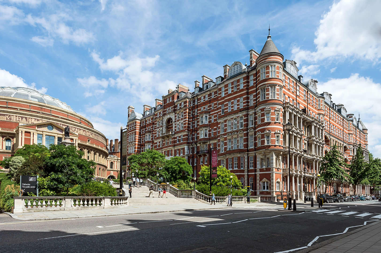 Knightsbridge Apartment TLA Studio