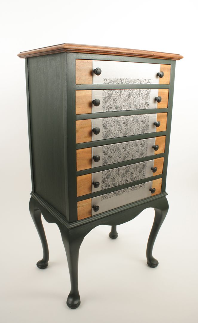 Upcycled Edwardian music cabinet, Narcissus Road Furniture Design Narcissus Road Furniture Design ห้องนั่งเล่น ชั้นวางของ