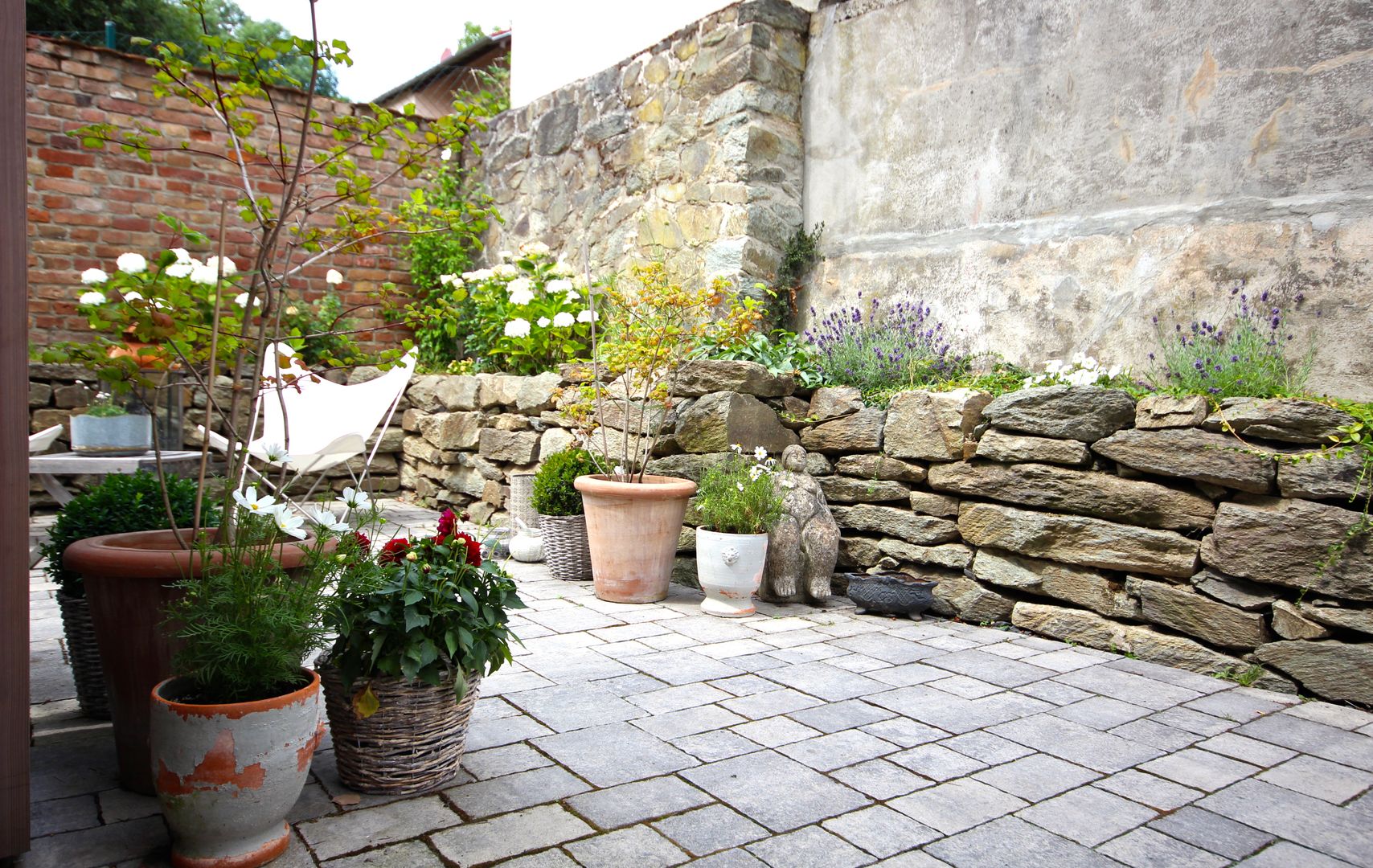 Outdoor - Terrasse - Garten, raumatmosphäre pantanella raumatmosphäre pantanella 지중해스타일 발코니, 베란다 & 테라스