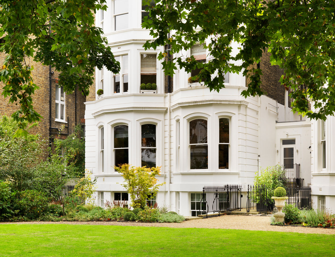 Luxury London apartment Kitchen Architecture モダンな キッチン kitchen architecture