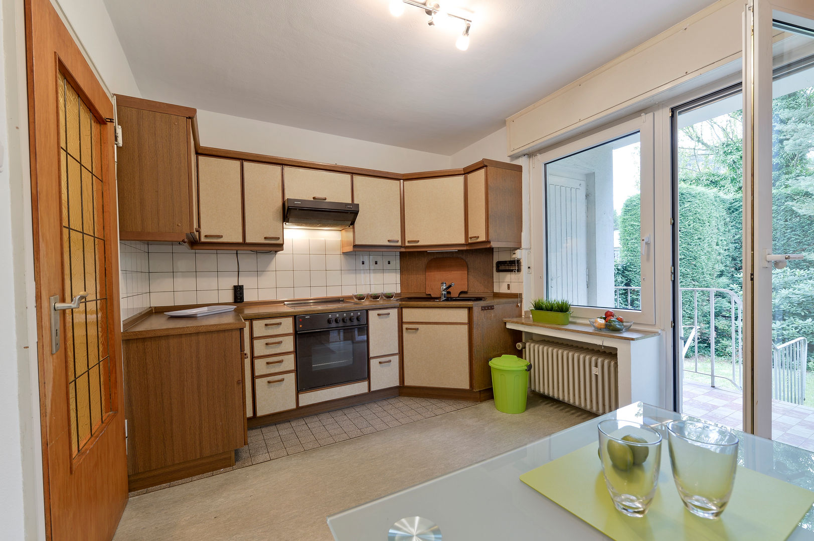 2-Familienhaus in Kirchhellen, raumessenz homestaging raumessenz homestaging Modern Kitchen