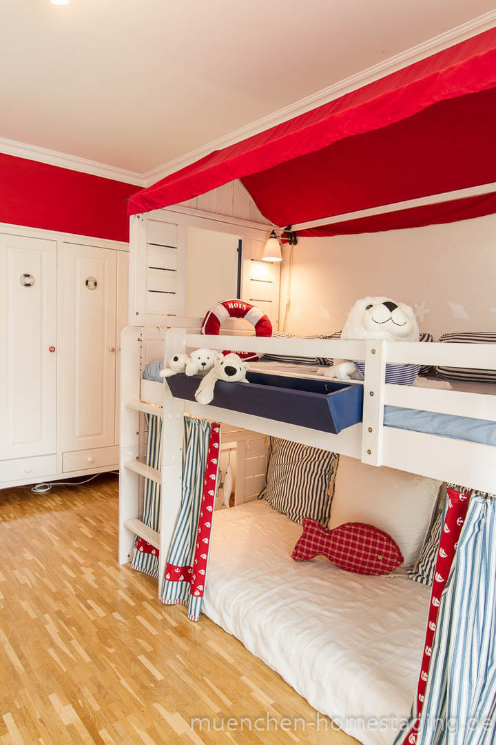 Neugestaltung eines Kinderzimmers, Münchner HOME STAGING Agentur Münchner HOME STAGING Agentur İskandinav Çocuk Odası