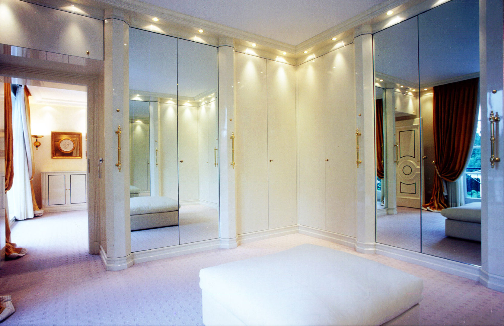 Villa in Monaco, Scultura & Design S.r.l. Scultura & Design S.r.l. Dressing Room