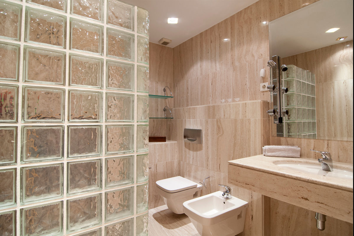 Home Staging de Altura en Arturo Soria, Apersonal Apersonal Classic style bathroom