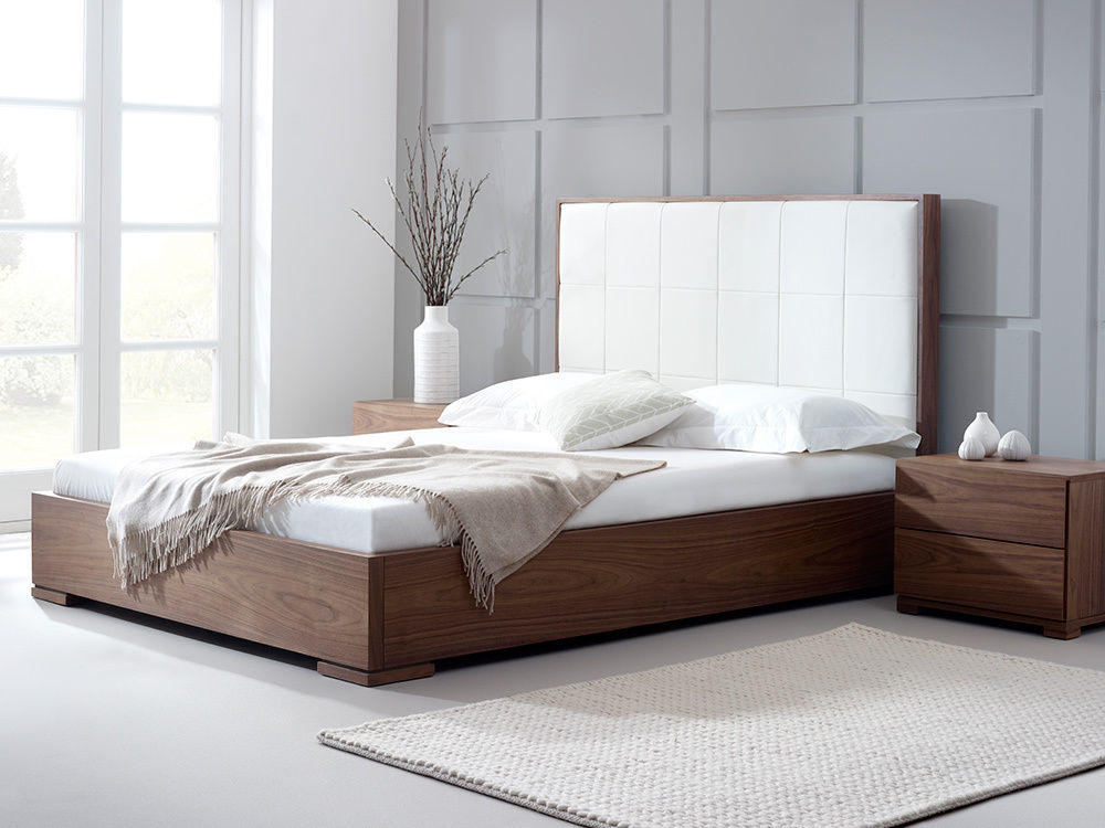 Bella Natural Walnut Bed homify Спальня в стиле модерн Кровати и изголовья