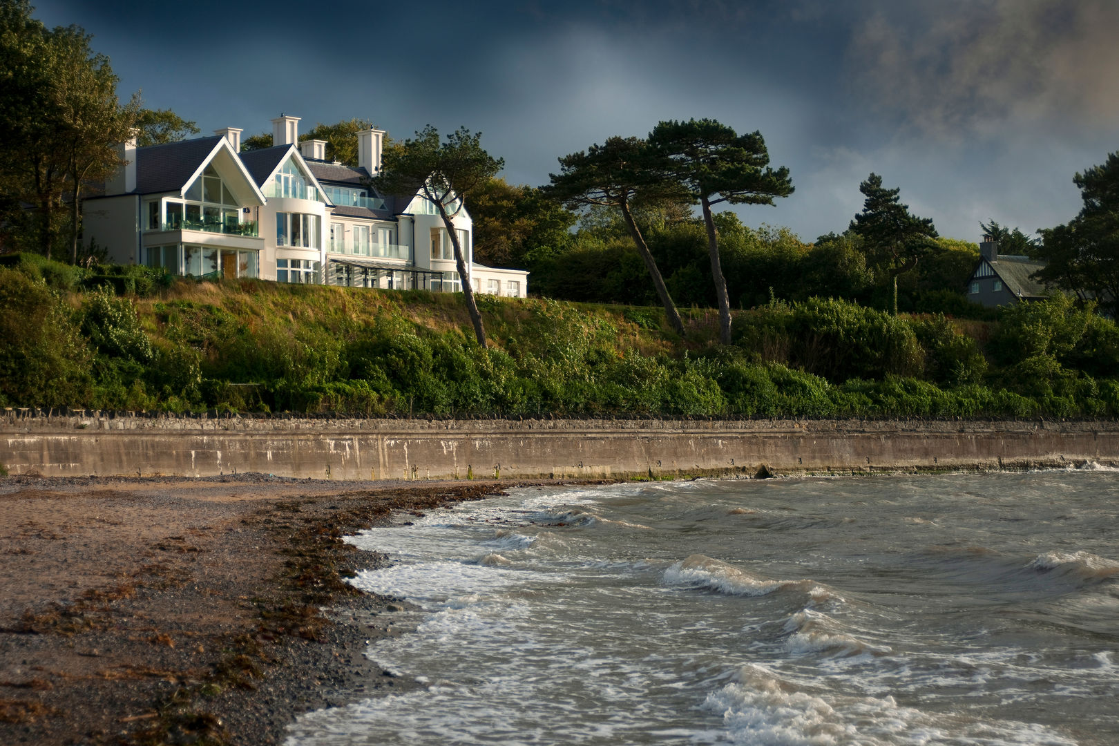 Landmark Home On Elevated Coastal Site With Panoramic Views, Des Ewing Residential Architects Des Ewing Residential Architects Classic style houses