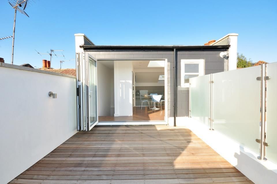 Lindrop Road - Roof Terrace Amorphous Design Ltd Balcone, Veranda & Terrazza in stile moderno