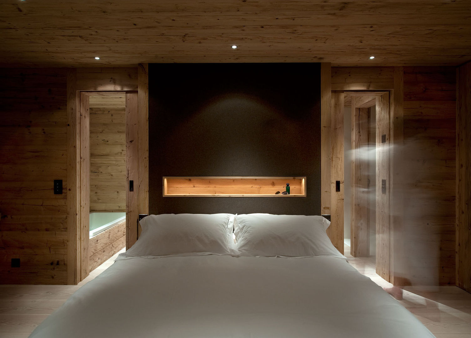 Chalet Gstaad, Ardesia Design Ardesia Design Dormitorios rústicos