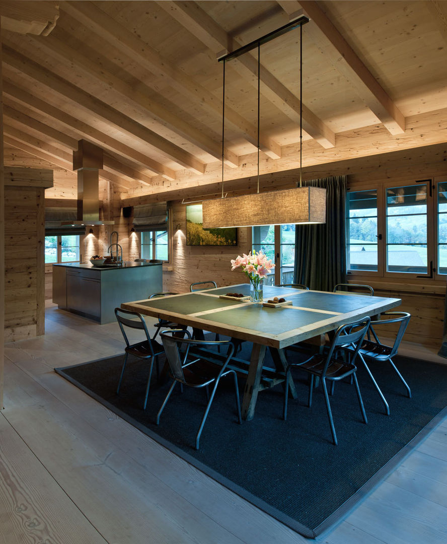 Chalet Gstaad, Ardesia Design Ardesia Design Salas de jantar rústicas