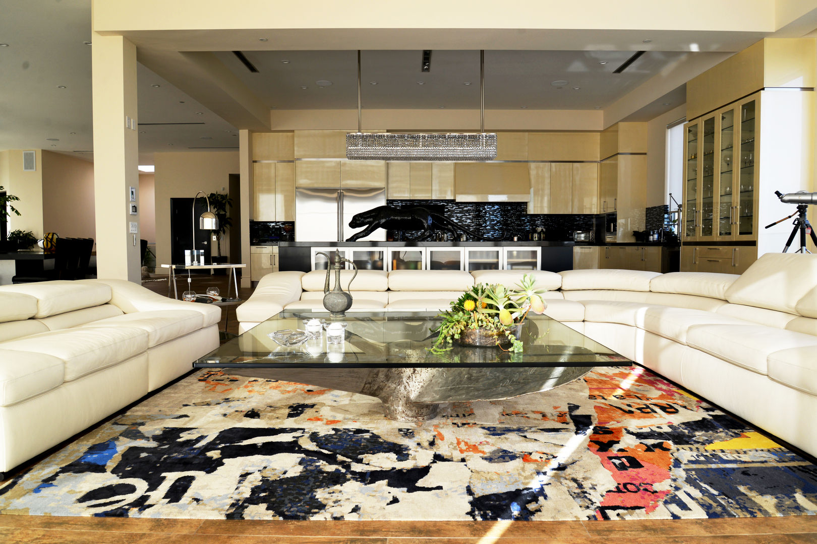 Nightingale Decor, Hollywood Hills, Erika Winters® Design Erika Winters® Design Modern living room