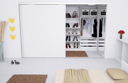 Ankleideraum hinter Schiebetüre, meine möbelmanufaktur GmbH meine möbelmanufaktur GmbH Phòng ngủ phong cách kinh điển Wardrobes & closets