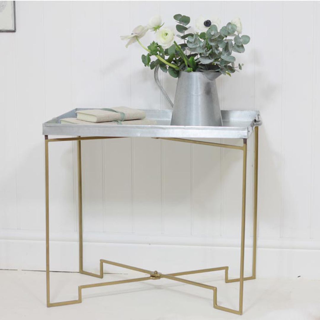 Zinc Tray Table Loop the Loop Rumah Gaya Skandinavia