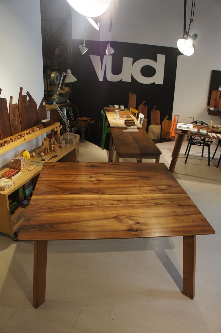 Tavolo quadrato bordi smussati, Vud Design Vud Design Dining room Tables