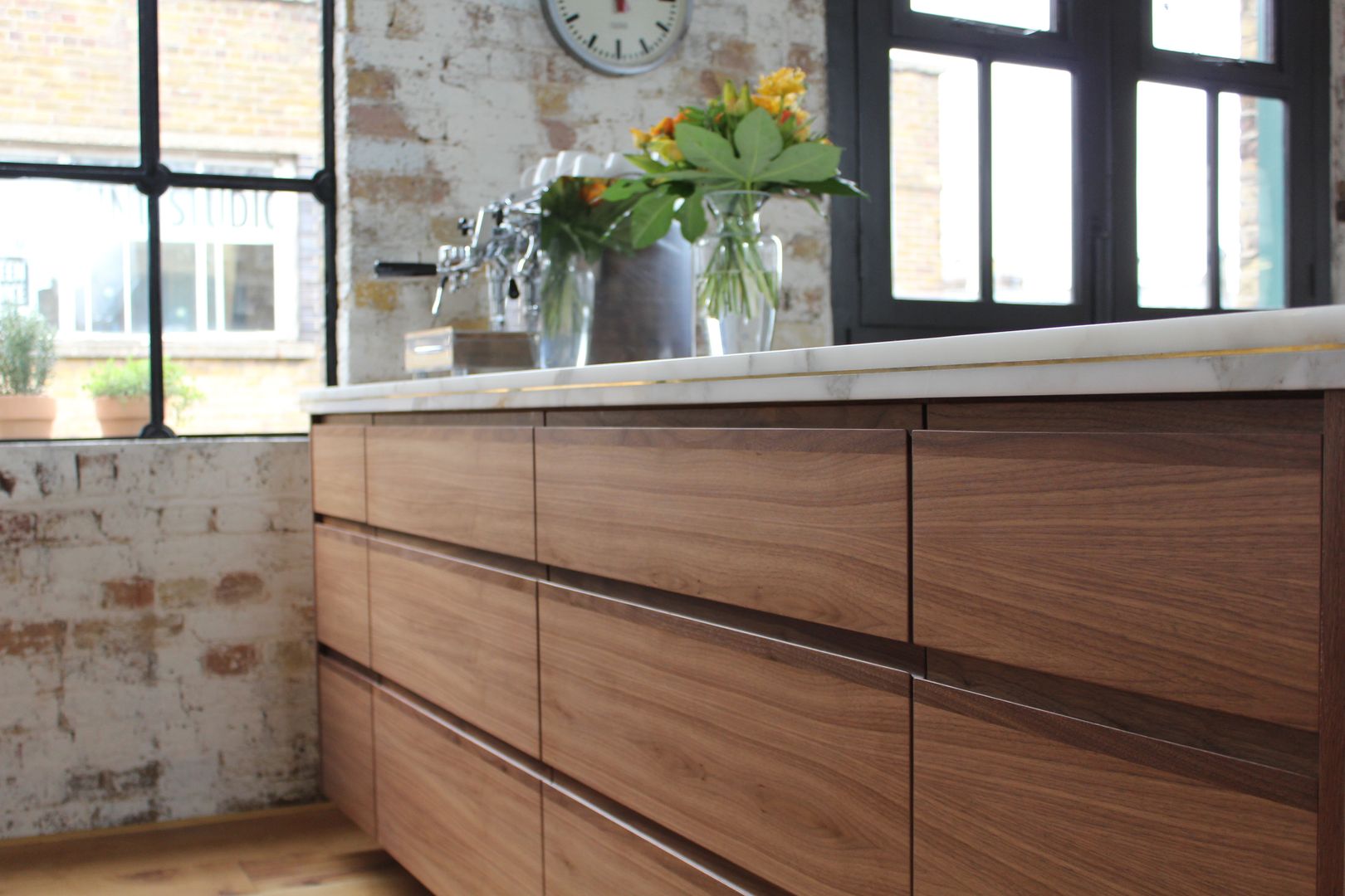 Shoreditch EC1: Warehouse Living, Increation Increation Industrial style kitchen