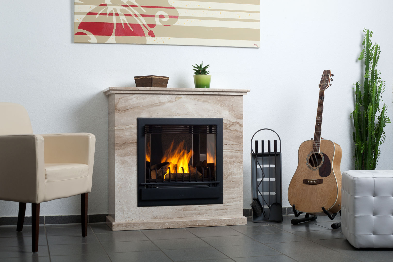 Bio-Ethanol Kamin mit Echtsteinfassade, Kaminstudio Klaus Ehrlicher Kaminstudio Klaus Ehrlicher Classic style living room Fireplaces & accessories