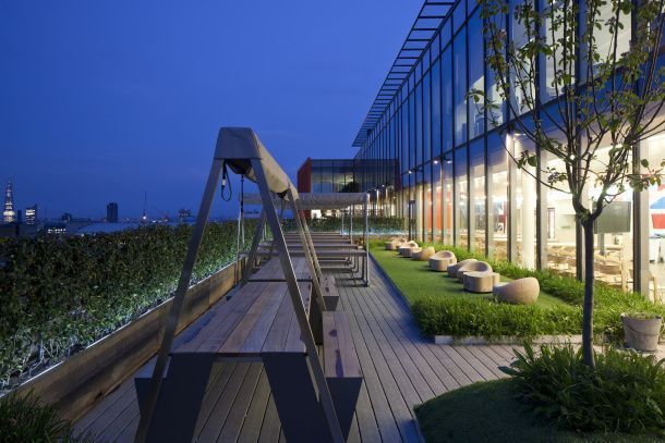 Google Super HQ, PENSON PENSON พื้นที่เชิงพาณิชย์ อาคารสำนักงาน ร้านค้า