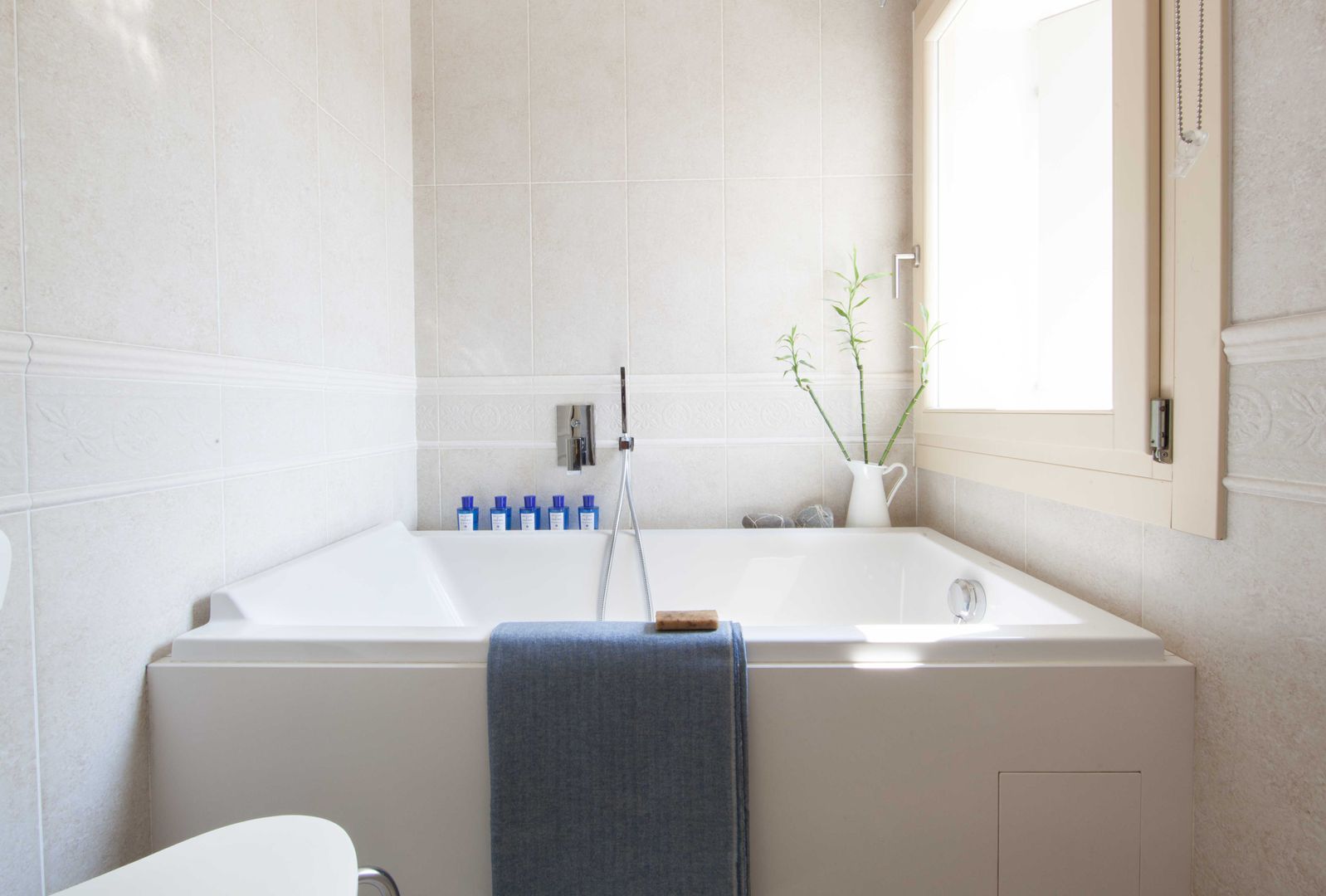 bathroom Didonè Comacchio Architects Baños modernos