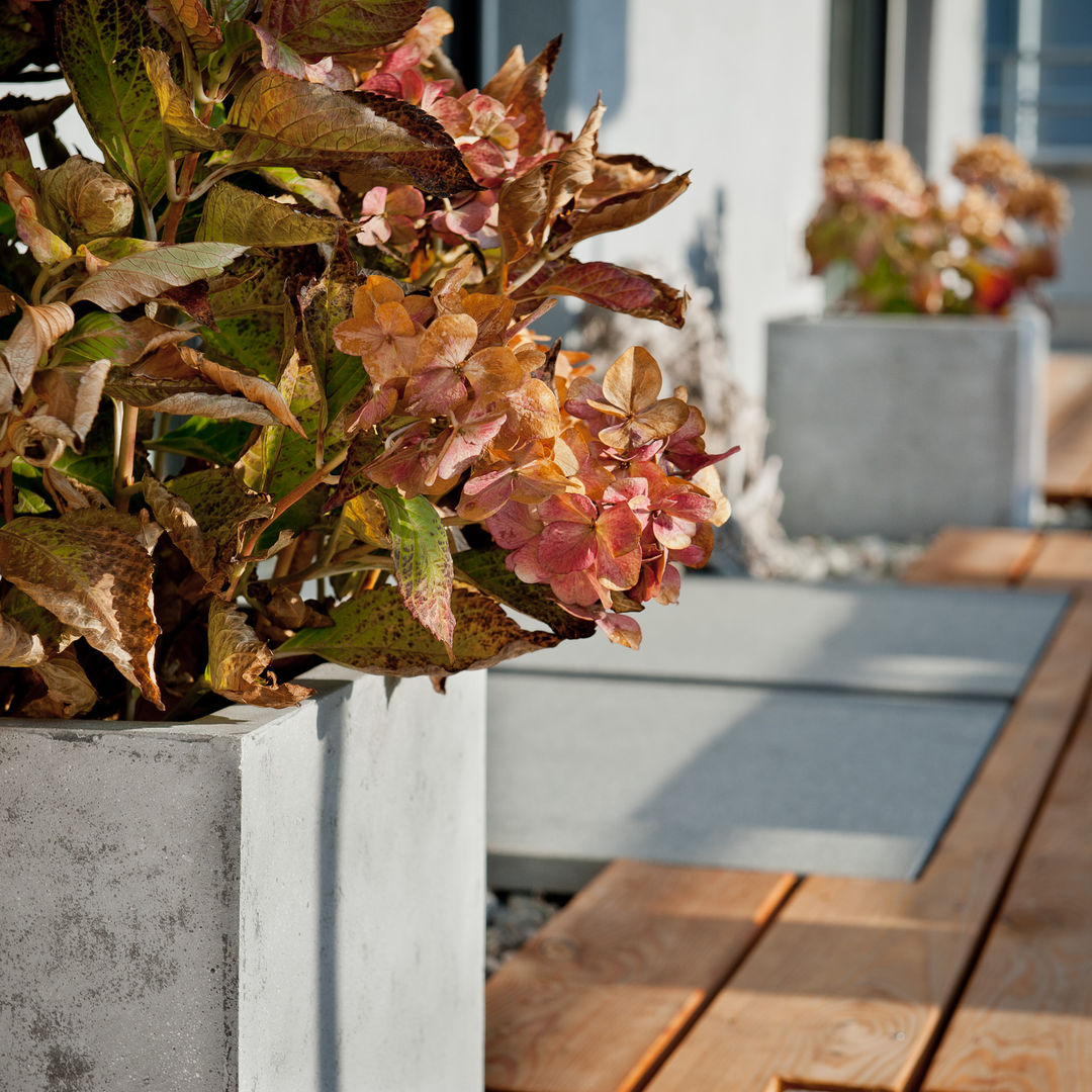 Blumenkübel Beton und Sandstein, plantershop plantershop Taman Gaya Industrial Plant pots & vases