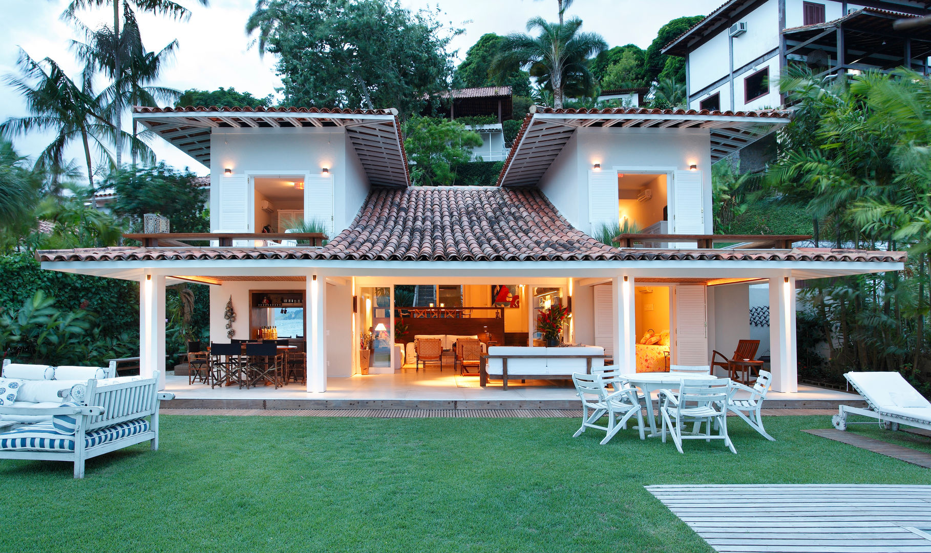 Casa Angra I, Escala Arquitetura Escala Arquitetura Casas de estilo rural