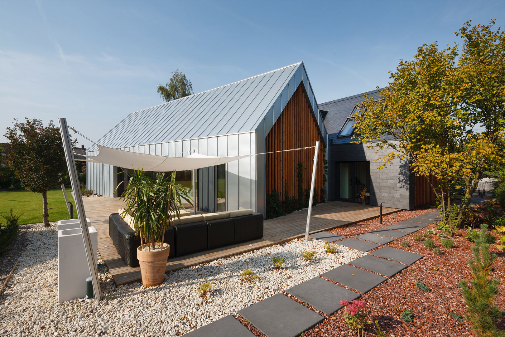 TWO BARNS HOUSE , RS+ Robert Skitek RS+ Robert Skitek Modern houses