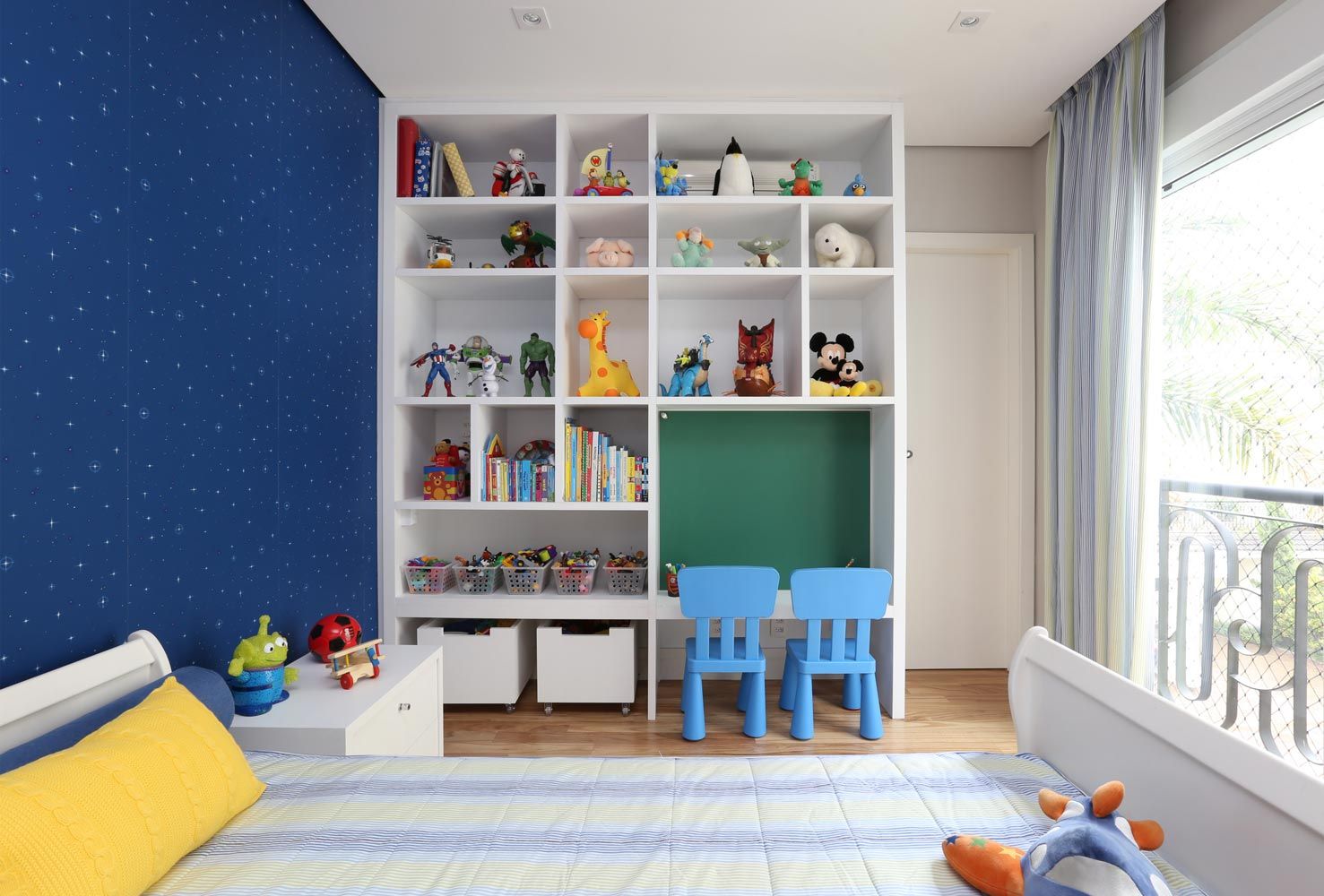 Cidade Jardim | Residenciais, SESSO & DALANEZI SESSO & DALANEZI Modern nursery/kids room