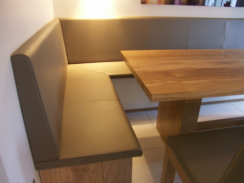 Fitted Corner Kitchen Bench Seating & Table Hide and Stitch مطبخ طاولات وكراسي