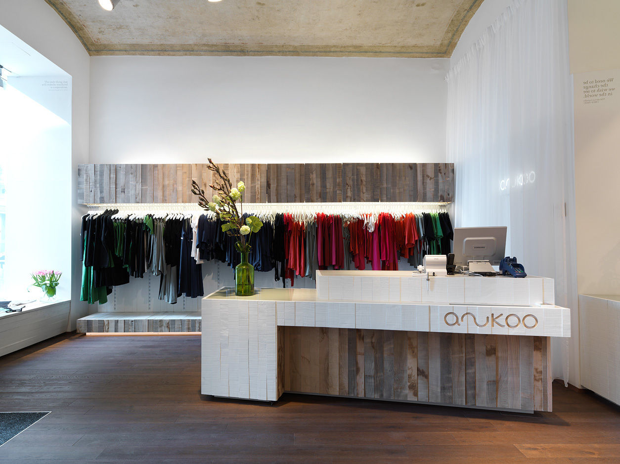 Anukoo Fair Fashion Shop, Atelier Heiss Architekten Atelier Heiss Architekten Espacios comerciales