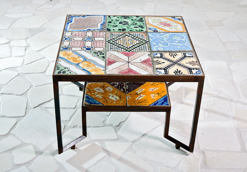 Spider Tiles Table, Francesco Della Femina Francesco Della Femina Giardino in stile mediterraneo Mobili