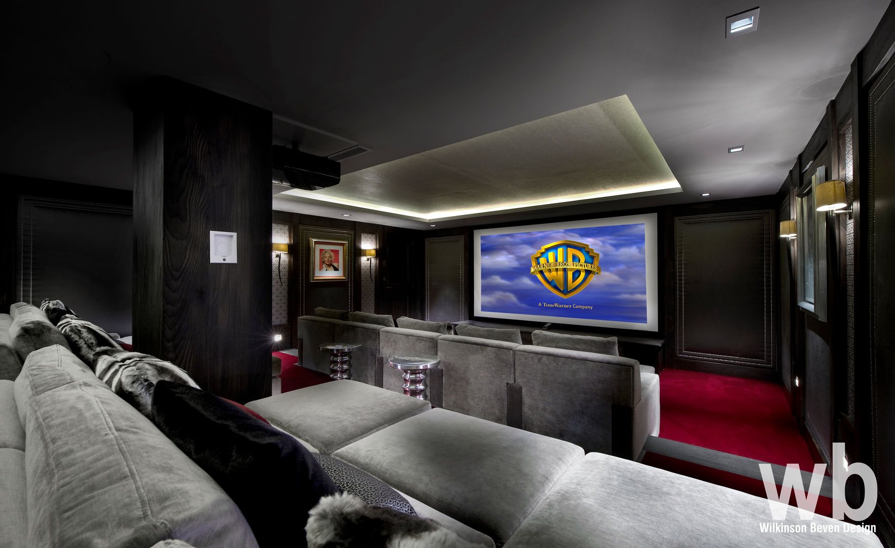 Basement Cinema Wilkinson Beven Design Salas de entretenimiento de estilo ecléctico