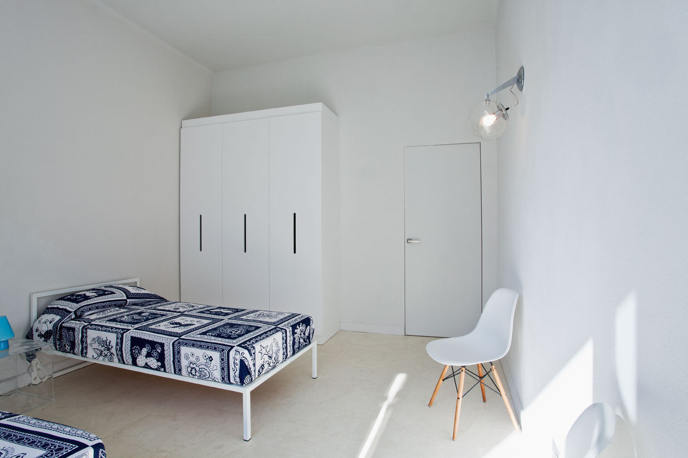 HOUSE FOR HOLIDAYS, PAOLO FRELLO & PARTNERS PAOLO FRELLO & PARTNERS Dormitorios de estilo minimalista