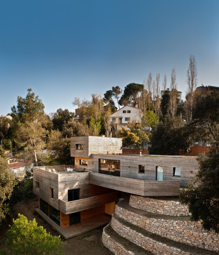 casa en Sant Cugat interiores con morteros de arcilla ecoclay Casas modernas: Ideas, diseños y decoración