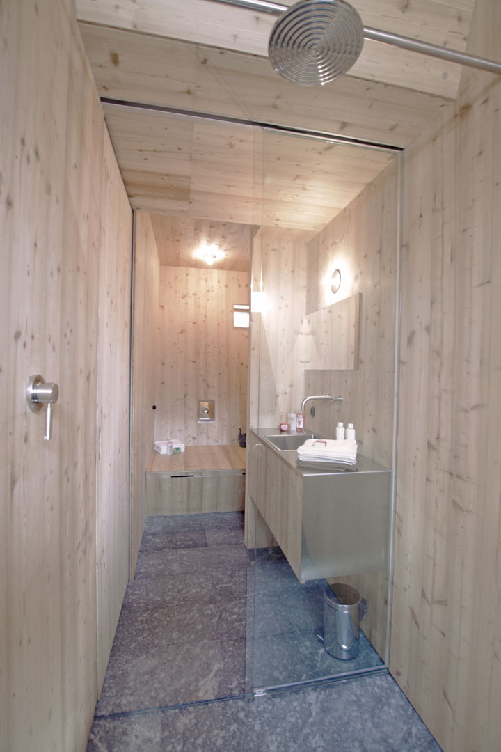 Haus der Ufogel, Aberjung Design Agency Aberjung Design Agency 現代浴室設計點子、靈感&圖片