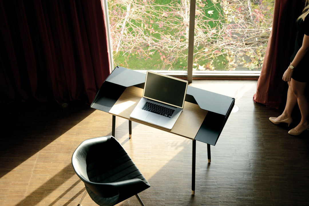 Miss Moneypenny Serie, Radius Design Radius Design Modern study/office Desks