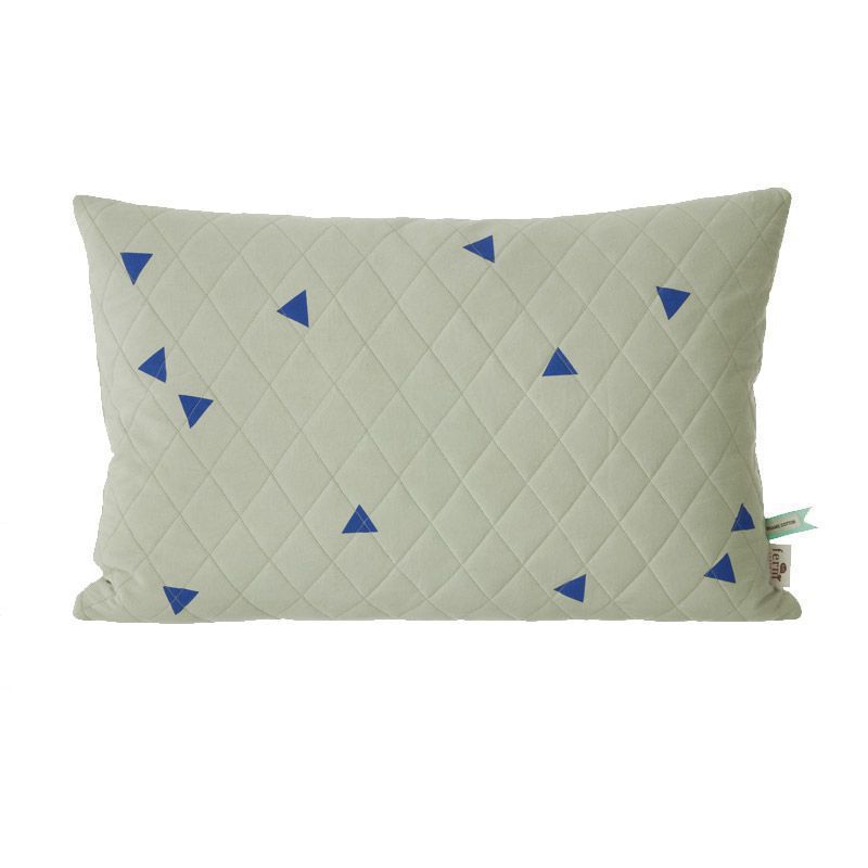 Coussin Teepee vert, Range ta chambre Range ta chambre モダンスタイルの寝室 テキスタイル