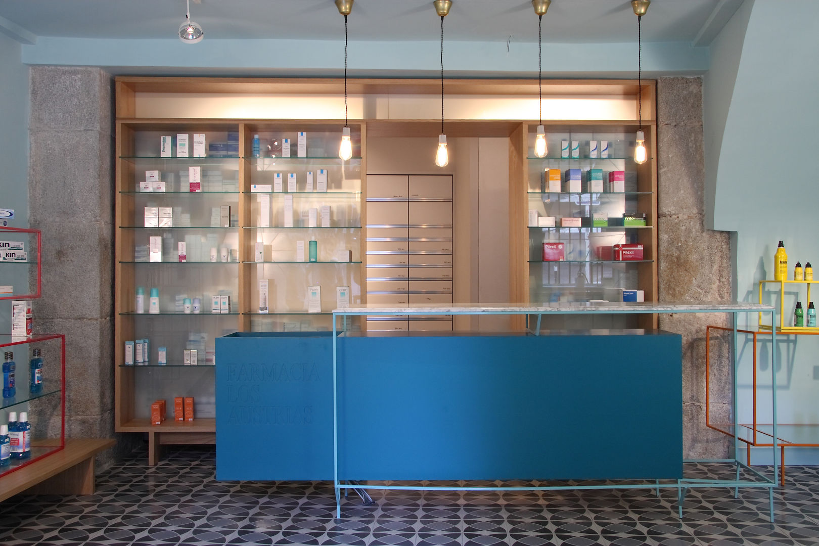 Farmacia de los Austrias Stone Designs Proyectos comerciales