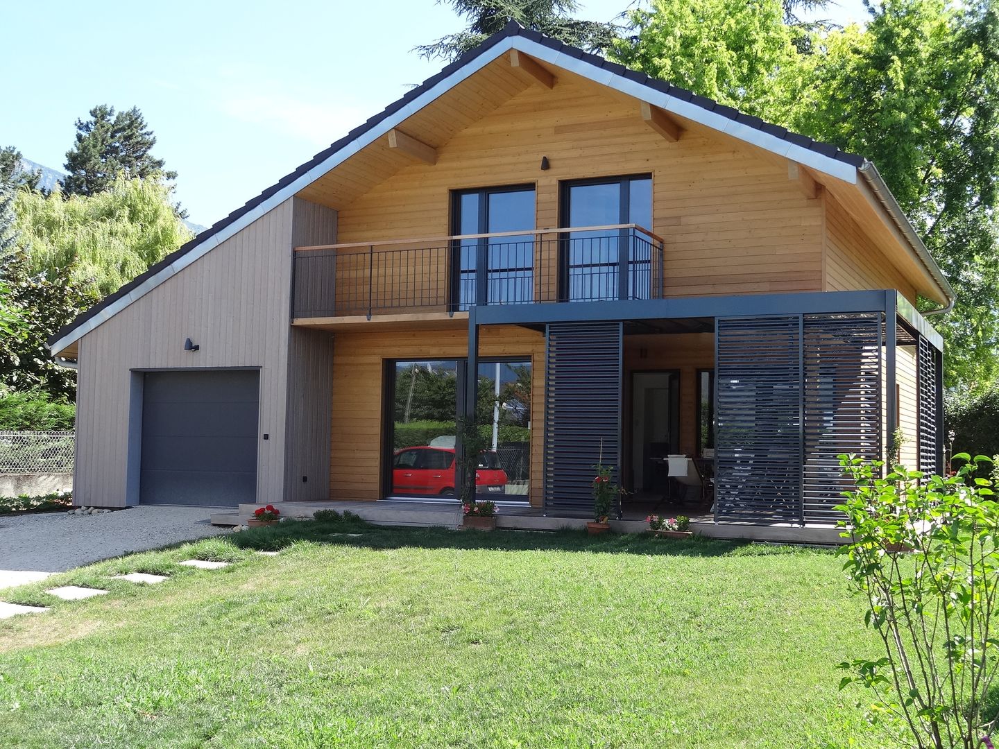 Un chalet contemporain, Tangentes Architectes Tangentes Architectes Casas modernas