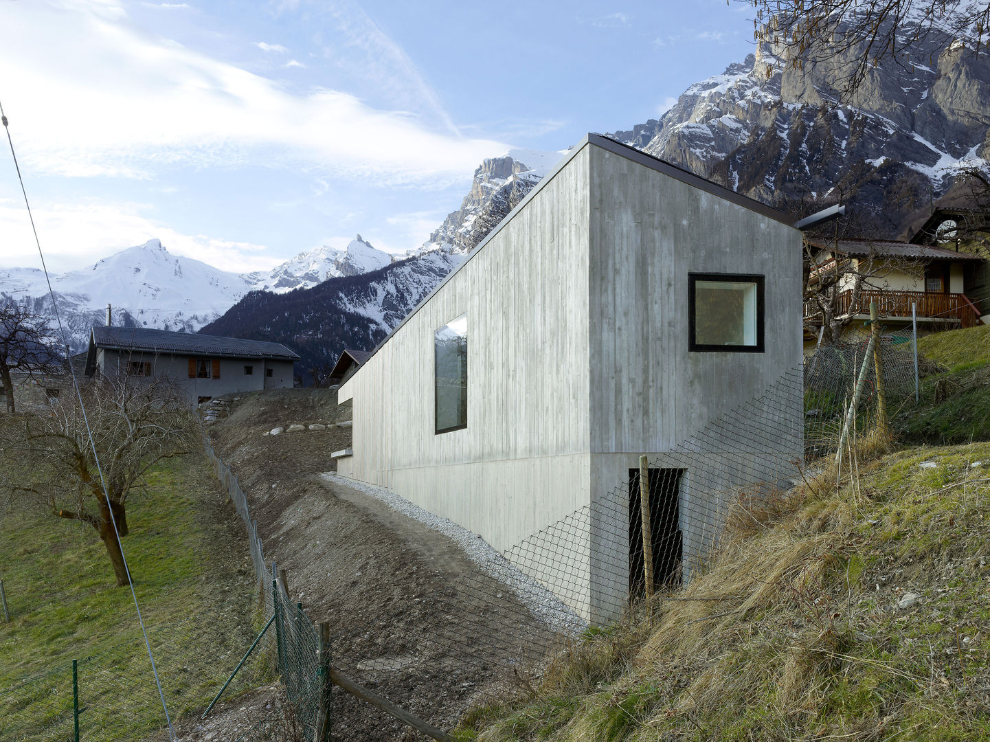 Roduit studio, savioz fabrizzi architectes savioz fabrizzi architectes Espaços